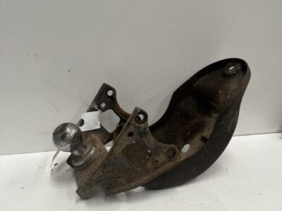 Tow Hitch/Skid Plate