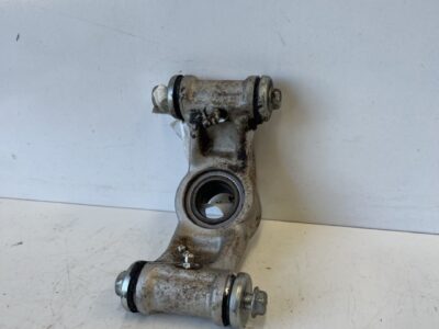 Knuckle - Rear