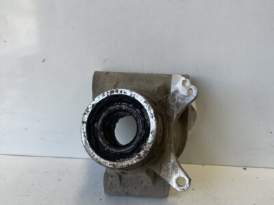 Knuckle - Right - Rear