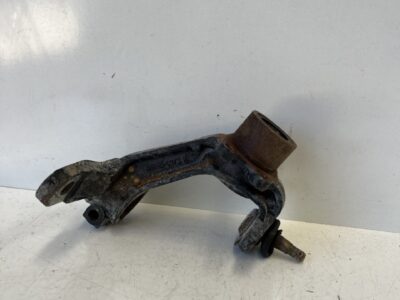 Knuckle - Right - Front