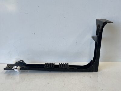 Seat Mount Bracket - Right