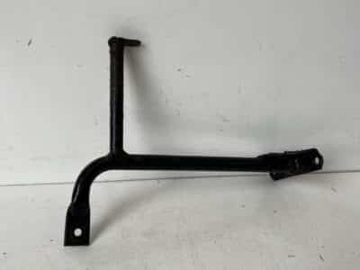 Front Fender Mount - Right