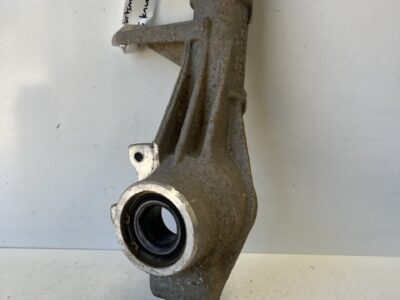 Knuckle - Right - Front